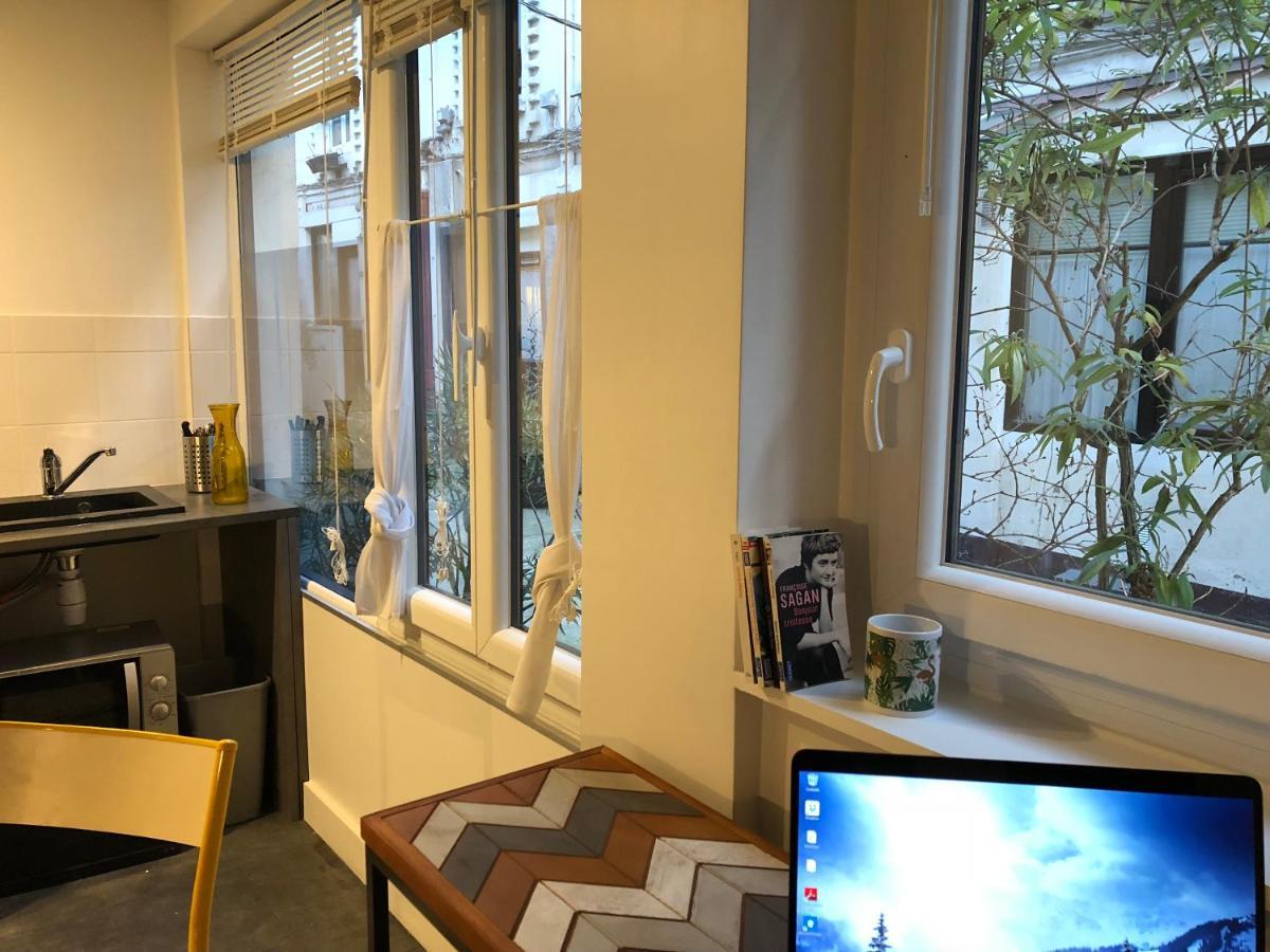 Cite Pilleux - Charming Studio In A Flowery Pedestrian Lane Paris Exterior foto